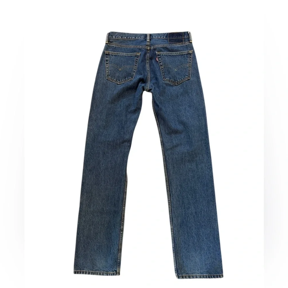 Levi’s Blue Denim Jeans Men’s 32 x 36 Classic Straight Fit — Excellent Condition